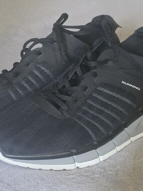 Charly Running Sneakers